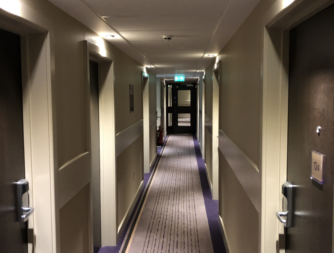 Premier Inn Horsham-3